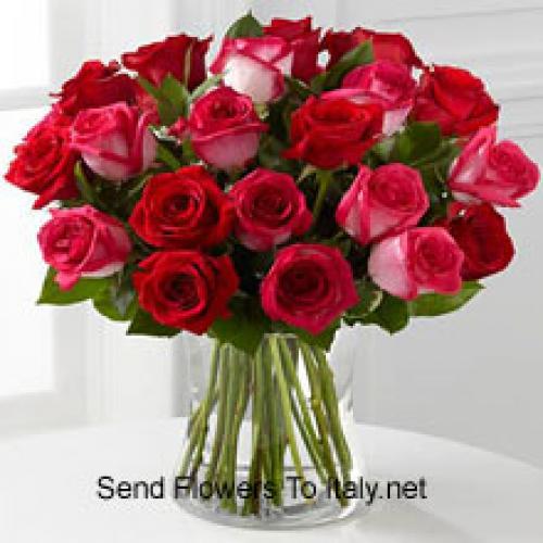 25 Cute Roses in Vase